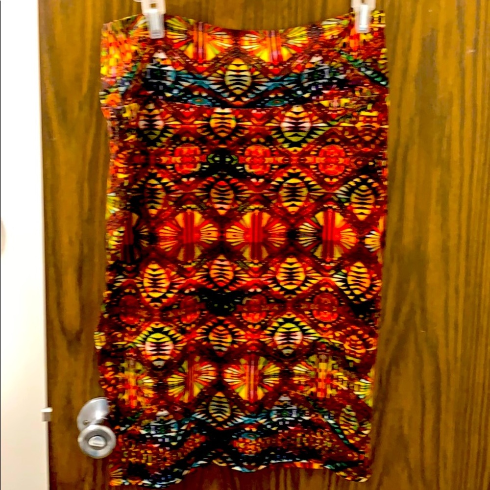 Lularoe Red Patterned Cassie Skirt